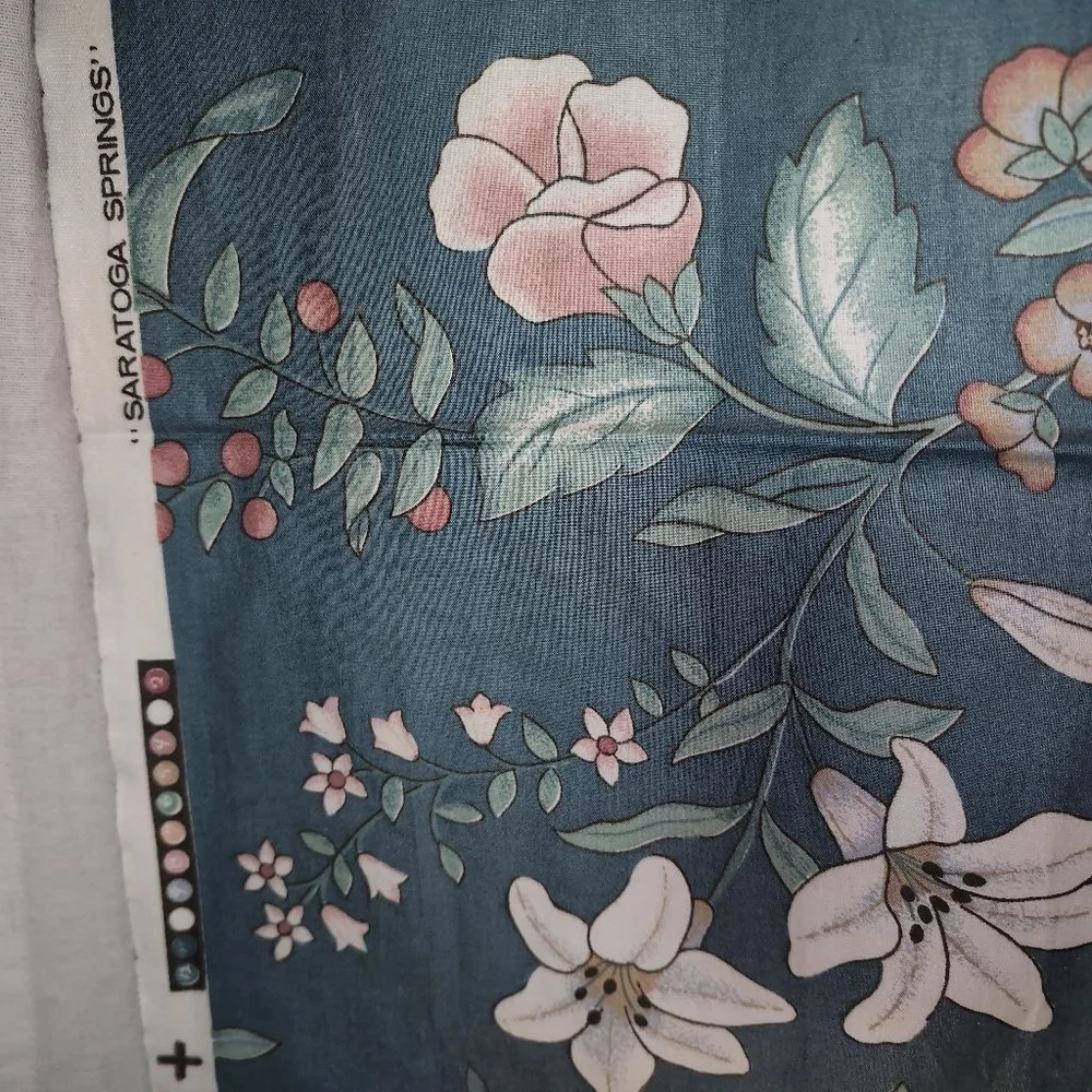 VTG Sarasota Springs Upholstery Yardage Floral Print 55 inches by 146 inches.